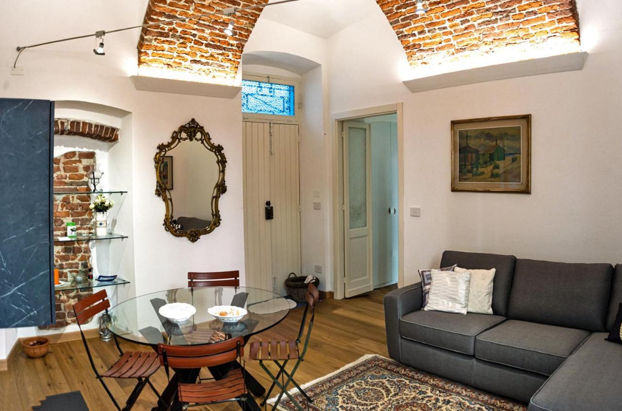 Casa Del Conte Massimiliano Roero Apartment คูเนโอ ภายนอก รูปภาพ
