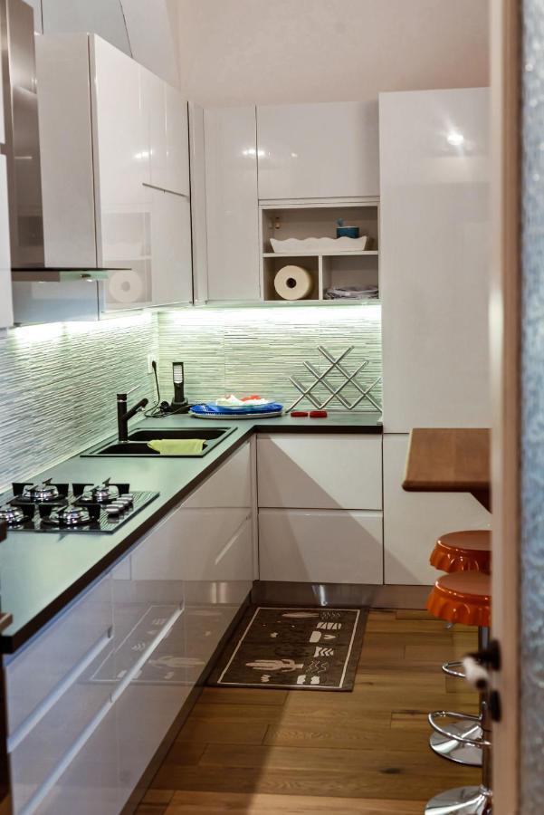 Casa Del Conte Massimiliano Roero Apartment คูเนโอ ภายนอก รูปภาพ