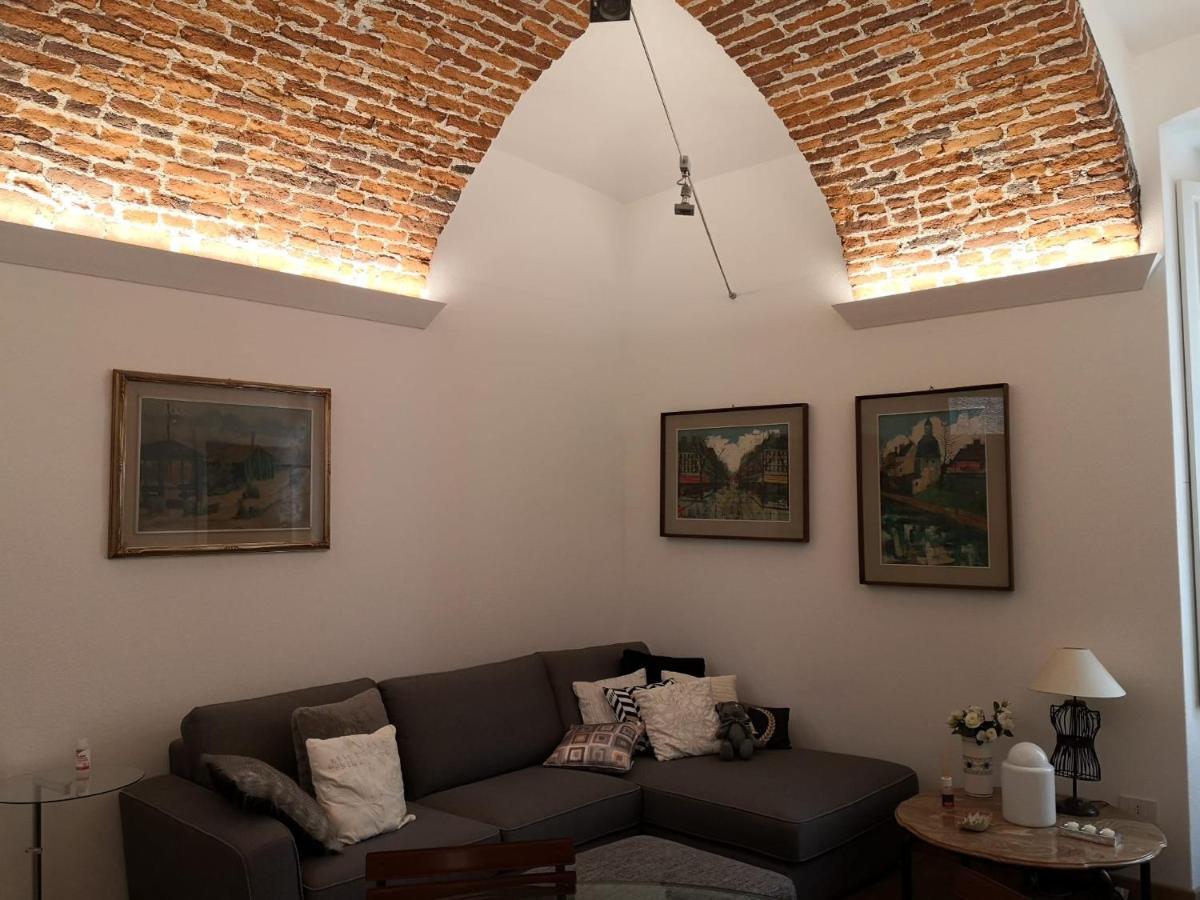 Casa Del Conte Massimiliano Roero Apartment คูเนโอ ภายนอก รูปภาพ