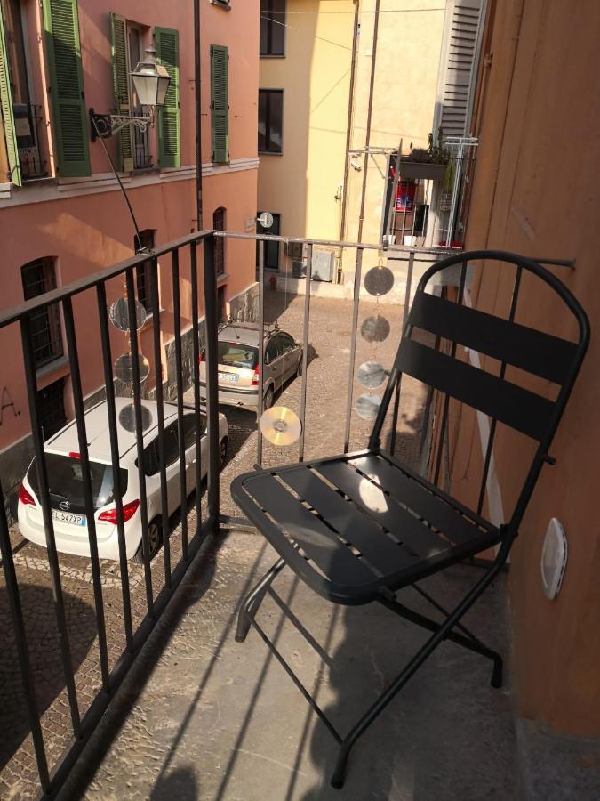 Casa Del Conte Massimiliano Roero Apartment คูเนโอ ภายนอก รูปภาพ