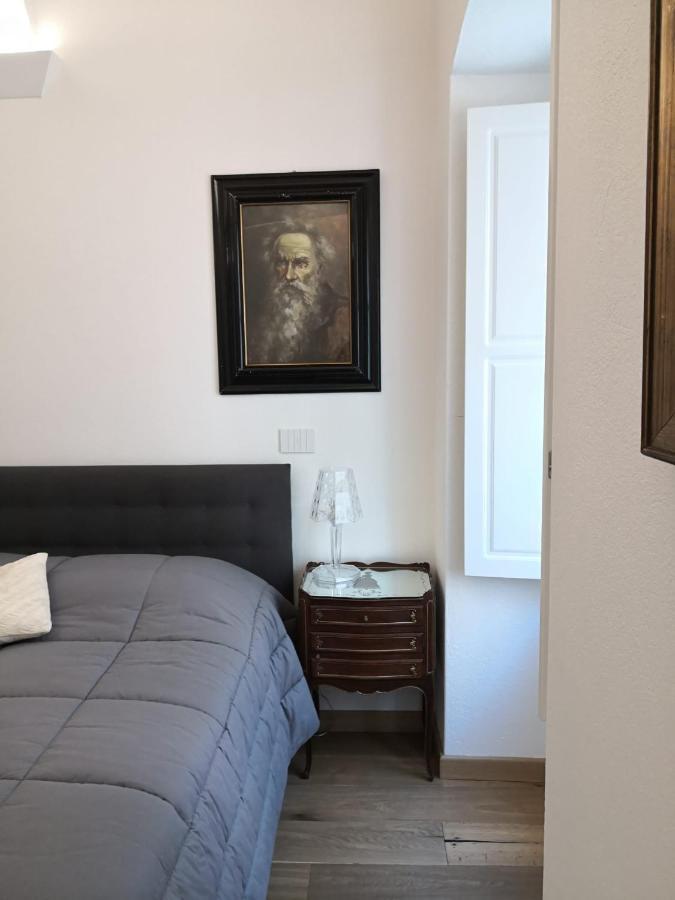Casa Del Conte Massimiliano Roero Apartment คูเนโอ ภายนอก รูปภาพ