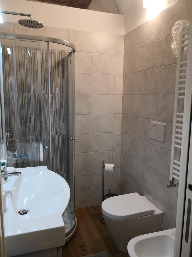 Casa Del Conte Massimiliano Roero Apartment คูเนโอ ภายนอก รูปภาพ