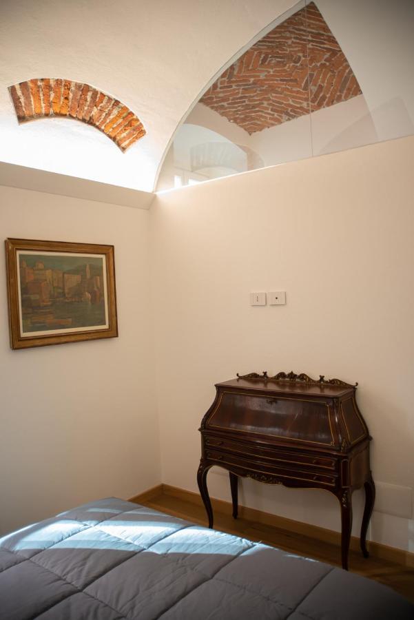 Casa Del Conte Massimiliano Roero Apartment คูเนโอ ภายนอก รูปภาพ