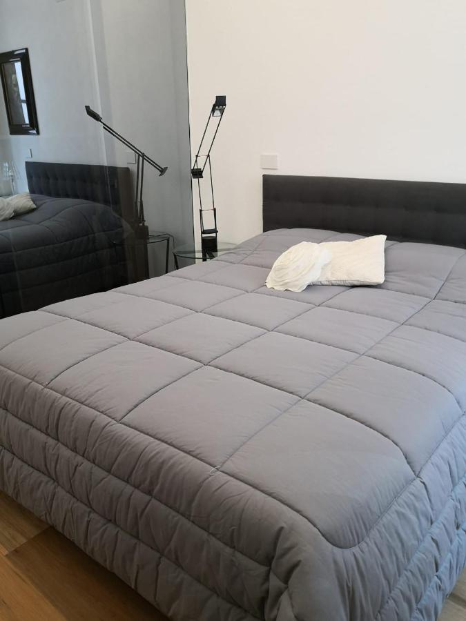Casa Del Conte Massimiliano Roero Apartment คูเนโอ ภายนอก รูปภาพ